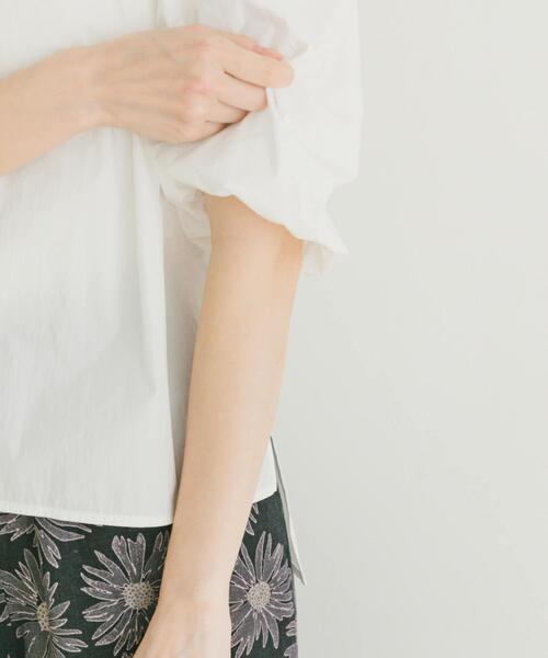 ITEMS URBANRESEARCH（アイテムズ アーバンリサーチ）の「コットンナイロンバルーンスリーブプルオーバー（Tシャツ/カットソー・レディース・ブラック/オフホワイト・FREE）」の16枚目の写真