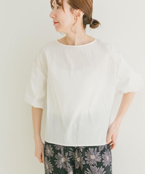 ITEMS URBANRESEARCH（アイテムズ アーバンリサーチ）の「コットンナイロンバルーンスリーブプルオーバー（Tシャツ/カットソー・レディース・ブラック/オフホワイト・FREE）」の19枚目の写真