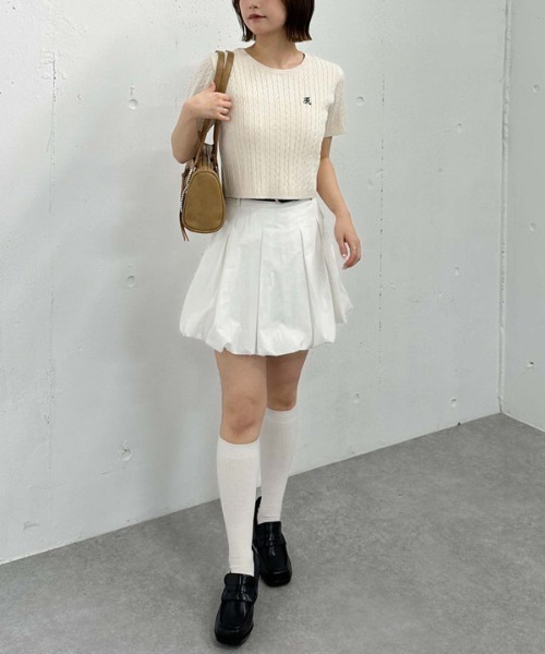 archives（アルシーヴ）の「ハーフスリーブロゴ刺繍ケーブルニット（ニット/セーター・レディース・アイボリー/グレー/ネイビー/イエロー/レッド・MEDIUM）」の14枚目の写真