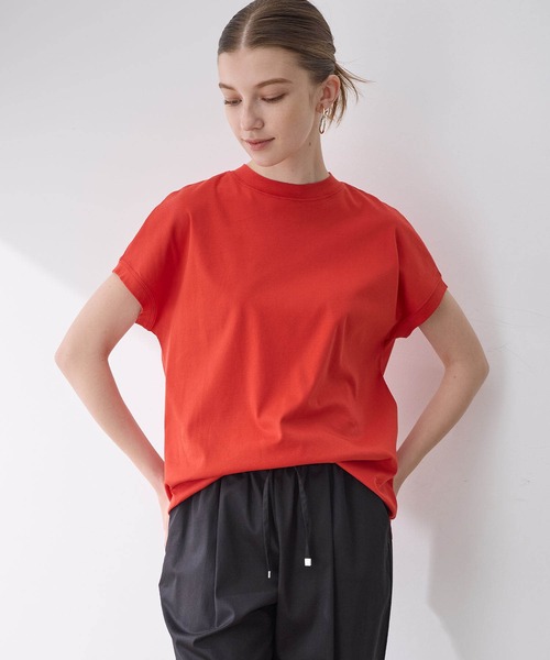 LE SOUK HOLIDAY(ルスークホリデー)の「【新色追加】モックネックスムースTシャツ【接触冷感・吸水速乾】(Tシャツ/カットソー・レディース・ベージュ/ネイビー/イエロー/グリーン/レッド/オフホワイト/チャコールグレー/ブラック/カーキ/ライトグリーン/サックスブルー・M/L)」の11枚目の写真