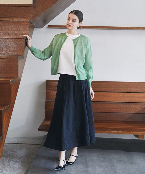 LE SOUK HOLIDAY(ルスークホリデー)の「【新色追加】モックネックスムースTシャツ【接触冷感・吸水速乾】(Tシャツ/カットソー・レディース・ベージュ/ネイビー/イエロー/グリーン/レッド/オフホワイト/チャコールグレー/ブラック/カーキ/ライトグリーン/サックスブルー・M/L)」の15枚目の写真