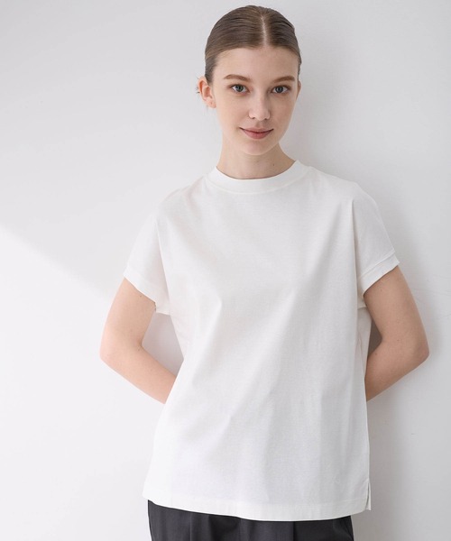 LE SOUK HOLIDAY(ルスークホリデー)の「【新色追加】モックネックスムースTシャツ【接触冷感・吸水速乾】(Tシャツ/カットソー・レディース・ベージュ/ネイビー/イエロー/グリーン/レッド/オフホワイト/チャコールグレー/ブラック/カーキ/ライトグリーン/サックスブルー・M/L)」の17枚目の写真
