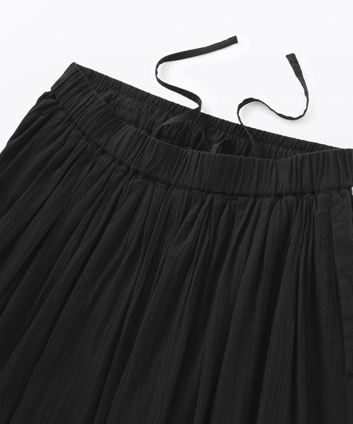 無印良品（ムジルシリョウヒン）の「婦人　強撚ボイル　ギャザースカート（スカート・レディース・ダークグリーン/ブラック/オフホワイト/ブラック系・L/M/S/XL）」の19枚目の写真