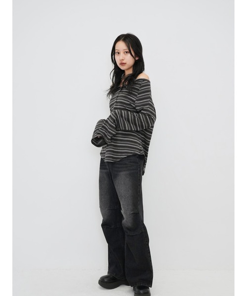 Enewd nina(エニュードニーナ)の「ストライプ ボタン オフショルダー Tシャツ ベージュ ブラック 秋冬新作(Tシャツ/カットソー・レディース・ベージュ/ブラック/サンドベージュ・FREE)」の6枚目の写真