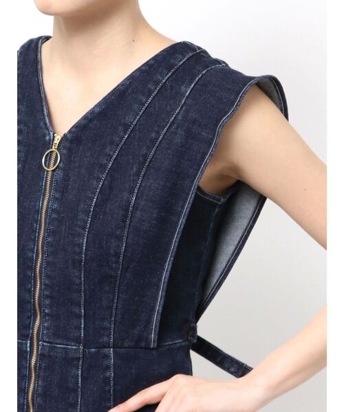 Lee（リー）の「【Leeコラボ】フレアスリーブデニムワンピース（ワンピース・レディース・ブラック/インディゴブルー・SMALL/MEDIUM）」の16枚目の写真
