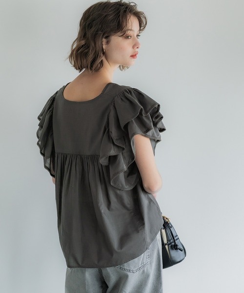 coca（coca）（コカ）の「Vネック袖フリルブラウス（シャツ/ブラウス・レディース・イエロー/チャコール/ホワイト/グレイッシュベージュ・L/M）」の15枚目の写真