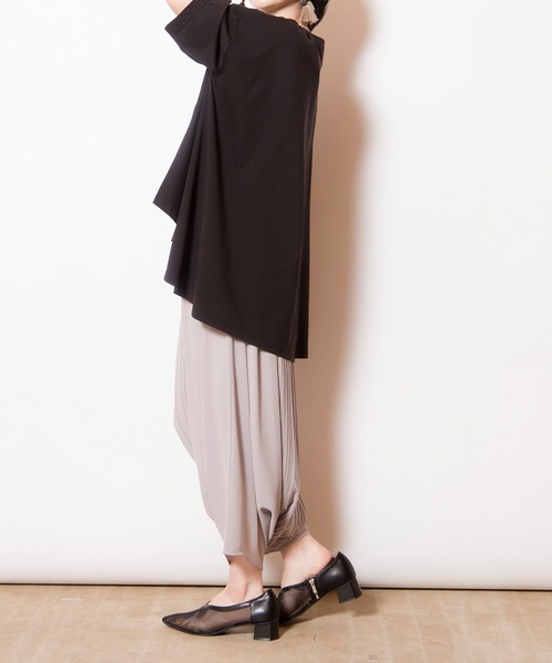 OSMOSIS(オズモーシス)の「プリーツレイヤードアラジンパンツ(その他パンツ・レディース・ブラック/ライトグレー/ブルー・ONE SIZE)」の22枚目の写真