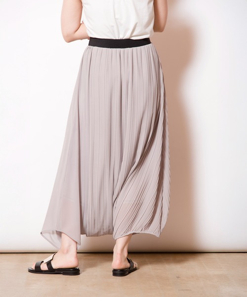 OSMOSIS(オズモーシス)の「プリーツレイヤードアラジンパンツ(その他パンツ・レディース・ブラック/ライトグレー/ブルー・ONE SIZE)」の10枚目の写真