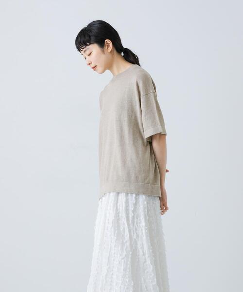 かぐれ(カグレ)の「リネン半袖クルーネックニット(ニット/セーター・レディース・ナチュラル/オフホワイト/ブラック・FREE)」の10枚目の写真