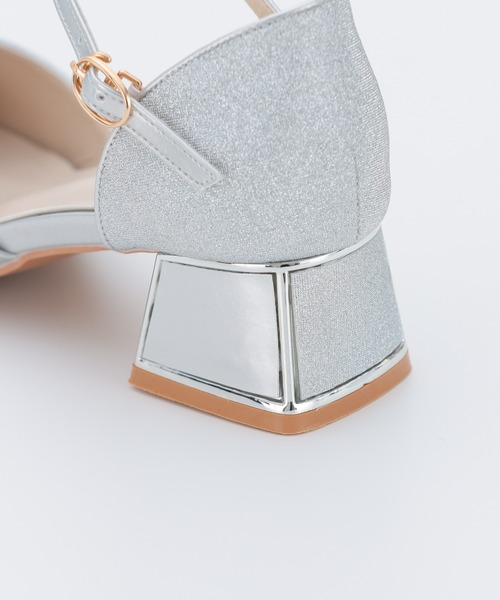 haremode（ハレモード）の「ミラージュチャンキーヒール オケージョンパンプス（パンプス・レディース・ベージュ/シルバー/ブラック・22.5cm/23cm/23.5cm/24cm/24.5cm）」の18枚目の写真