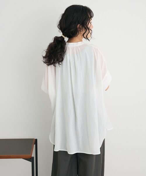 CRAFT STANDARD BOUTIQUE（クラフトスタンダードブティック）の「ヴィンテージボイルミルフィーユチュニック（シャツ/ブラウス・レディース・ベージュ/チャコールグレー/ホワイト/グリーン・FREE）」の14枚目の写真