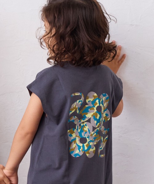 Life Support Products(ライフサポートプロダクツ)の「前後プリントノースリーブTシャツ(Tシャツ/カットソー・キッズ・パープル/チャコール/イエロー/モカ/ホワイト/ライトグリーン/オフホワイト/ブルー・80/90/110/130/140/150/95/100/120)」の4枚目の写真