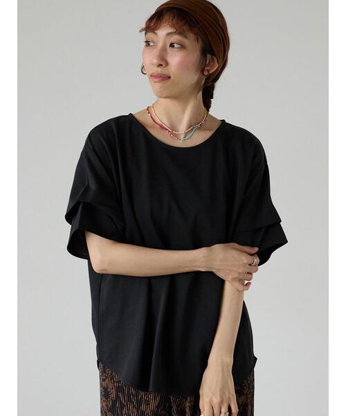 Lugnoncure（ルノンキュール）の「プレーティング袖タックTシャツ（Tシャツ/カットソー・レディース・イエロー/ネイビー/ベージュ/オフホワイト/ブラック・F）」の3枚目の写真