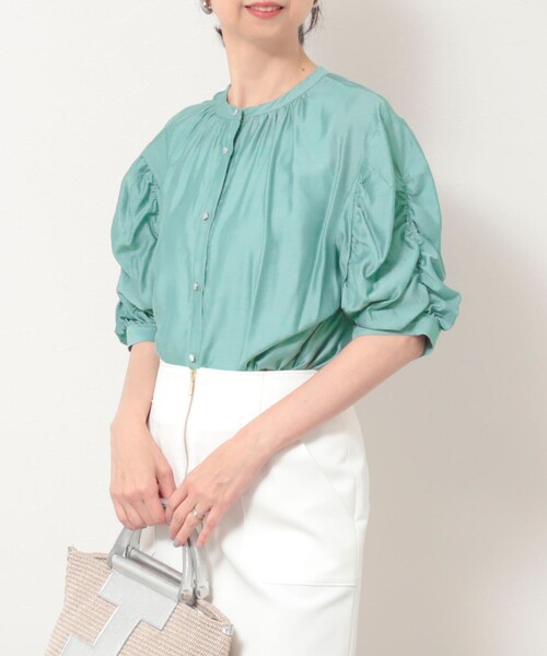 MICO COULIER（ミコクリエ）の「シルキーローンボリューム袖ブラウス（シャツ/ブラウス・レディース・オフホワイト/チャコールグレー/ミント・38）」の3枚目の写真
