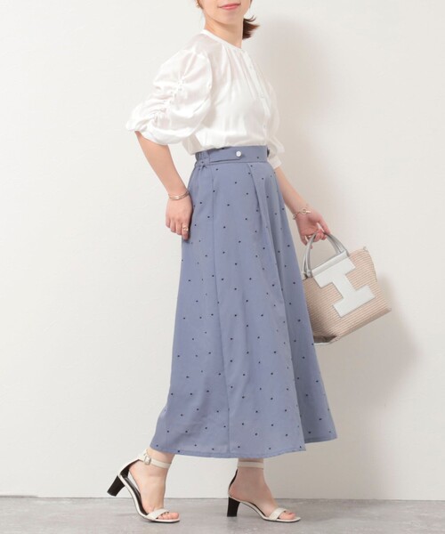 MICO COULIER（ミコクリエ）の「シルキーローンボリューム袖ブラウス（シャツ/ブラウス・レディース・オフホワイト/チャコールグレー/ミント・38）」の8枚目の写真