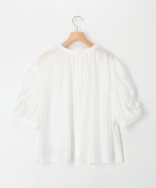 MICO COULIER（ミコクリエ）の「シルキーローンボリューム袖ブラウス（シャツ/ブラウス・レディース・オフホワイト/チャコールグレー/ミント・38）」の18枚目の写真