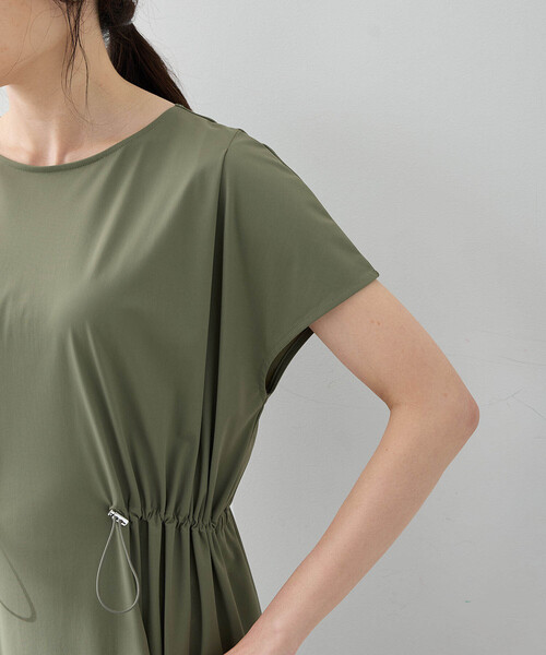 A/C DESIGN BY ALPHA CUBIC（エーシーデザインバイアルファキュービック）の「2025春夏【接触冷感・UVカット・はっ水加工】裾メッシュ切替えラッシュワンピース（ワンピース・レディース・ブラック/カーキ・M/L）」の15枚目の写真