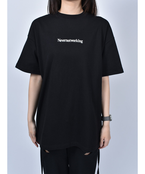 Import & Select(インポートアンドセレクト)の「【Nevernotworking】モンスターバック刺繍フロントロゴBIGTEE ビッグシルエットショートスリーブT 半袖Tシャツ(Tシャツ/カットソー・メンズ・ブラック/ホワイト・3/2)」の4枚目の写真
