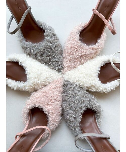 RESEXXY（リゼクシー）の「フェイクカールファーポインテッドトゥパンプス（パンプス・レディース・アイボリー/ピンク/グレー・SMALL/MEDIUM/LARGE）」の4枚目の写真