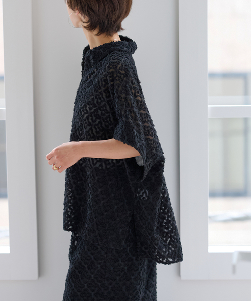 JOURNAL STANDARD relume(ジャーナルスタンダード レリューム)の「キカカットジャガードシャツ(シャツ/ブラウス・レディース・キャメル/ブラック・FREE)」の10枚目の写真