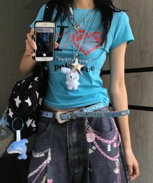 LADY LIKE(レディライク)の「I LOVEハートプリントTシャツ(Tシャツ/カットソー・レディース・ブラック/ブルー/ホワイト/レッド/ピンク・M)」の13枚目の写真