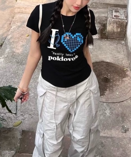 LADY LIKE(レディライク)の「I LOVEハートプリントTシャツ(Tシャツ/カットソー・レディース・ブラック/ブルー/ホワイト/レッド/ピンク・M)」の17枚目の写真