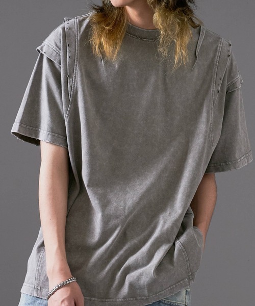 トップス GOA damage design tee Oversized T-shirt with faded, damaged finish/色落ちダメージ