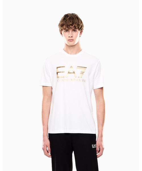 EMPORIO ARMANI EA7（エンポリオアルマーニイーエーセブン）の「【エンポリオ アルマーニ EA7】Logo Series Tシャツ コットン オーバーサイズロゴ（Tシャツ/カットソー・メンズ・ブラック/ホワイト/ブラウン・LARGE/MEDIUM/SMALL/X-LARGE/X-SMALL/XX-LARGE）」の2枚目の写真