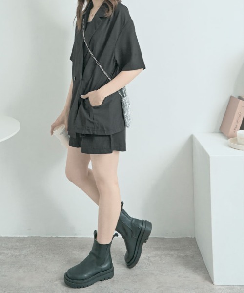 kirakiraShop（キラキラショップ）の「半袖 ジャケット+ショートパンツ セットアップ（セットアップ・レディース・ブラック/カーキ/アイボリー・FREE）」の6枚目の写真