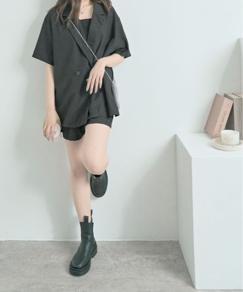 kirakiraShop（キラキラショップ）の「半袖 ジャケット+ショートパンツ セットアップ（セットアップ・レディース・ブラック/カーキ/アイボリー・FREE）」の8枚目の写真