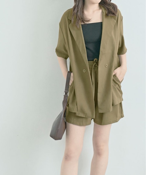 kirakiraShop（キラキラショップ）の「半袖 ジャケット+ショートパンツ セットアップ（セットアップ・レディース・ブラック/カーキ/アイボリー・FREE）」の15枚目の写真