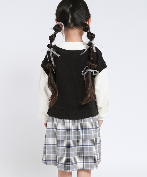 AIMABLE(エマーブル)の「スクールガール風ドッキングワンピース(ワンピース・キッズ・ラベンダー/ブラック・140/130/120/110/100)」の4枚目の写真