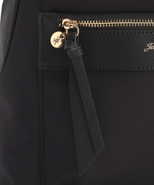 Jewelna Rose（ジュエルナローズ）の「ロッティ リュックサック 13.3インチPC 16241（バックパック/リュック・レディース・ブラック/グレイッシュベージュ/ブラウン・FREE）」の10枚目の写真