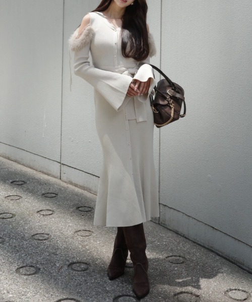 2025AW】many wayショルダーフェイクファーニットワンピース 秋