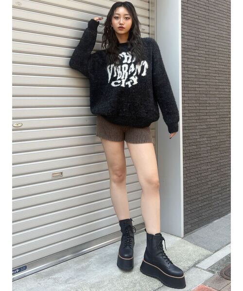 MURUA（ムルーア）の「リブニットパンツ【ショートパンツ】（その他パンツ・レディース・ブルー/ネイビー/ブラウン/ブラック・FREE）」の5枚目の写真