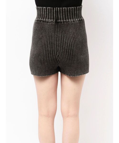 MURUA（ムルーア）の「リブニットパンツ【ショートパンツ】（その他パンツ・レディース・ブルー/ネイビー/ブラウン/ブラック・FREE）」の8枚目の写真