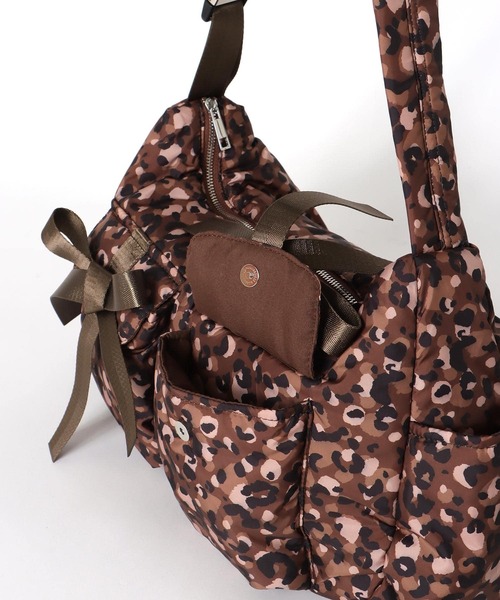 Three Four Time（ｽﾘｰﾌｫｰﾀｲﾑ）の「【Casselini】リボンボリュームショルダー（ショルダーバッグ・レディース・ブラウン・FREE）」の9枚目の写真