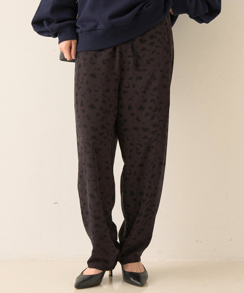 Rouge vif(ルージュヴィフ)の「レオパードコクーンパンツ(その他パンツ・レディース・ブラック/ブラウン・36/38)」の2枚目の写真