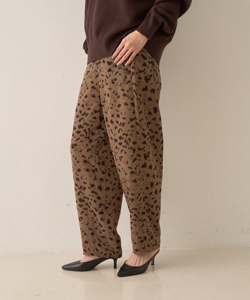 Rouge vif(ルージュヴィフ)の「レオパードコクーンパンツ(その他パンツ・レディース・ブラック/ブラウン・36/38)」の12枚目の写真