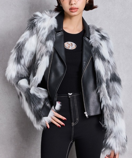 GYDA（ジェイダ）の「レイヤードエコファーライダースジャケット（ライダースジャケット・レディース・その他1/グレー・FREE）」の11枚目の写真