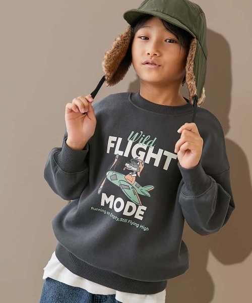 devirock（デビロック）の「デビラボ プリント 裏起毛 BIGシルエットトレーナー（スウェット・キッズ・ピンク系1/ブルー系1/ピンク系2/ブラック系1/グレー系1/ブラック系3/グリーン系2/ベージュ系2/ブラック系2/グリーン系1/ベージュ系1/ブラック系4/ブルー系2/グレー系2・90cm/100cm/110cm/120cm/130cm/140cm/150cm/160cm）」の4枚目の写真