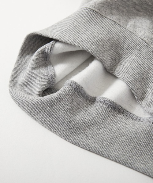 devirock（デビロック）の「デビラボ プリント 裏起毛 BIGシルエットトレーナー（スウェット・キッズ・ピンク系1/ブルー系1/ピンク系2/ブラック系1/グレー系1/ブラック系3/グリーン系2/ベージュ系2/ブラック系2/グリーン系1/ベージュ系1/ブラック系4/ブルー系2/グレー系2・90cm/100cm/110cm/120cm/130cm/140cm/150cm/160cm）」の21枚目の写真