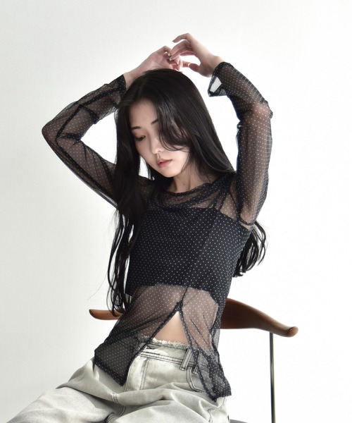 Y/lim(イリム)の「シアードット裾スリットTシャツ(Tシャツ/カットソー・レディース・オフホワイト/ブラック・FREE)」の4枚目の写真