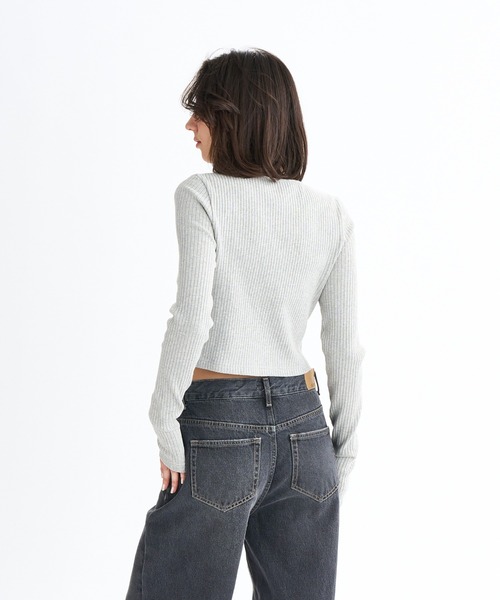 ROXY(ロキシー)の「BOOGIE /ロキシークロップド丈キャミソール・カーディガン2点セットアンサンブル(カーディガン/ボレロ・レディース・ブラック/グレー/パープル・LARGE)」の12枚目の写真