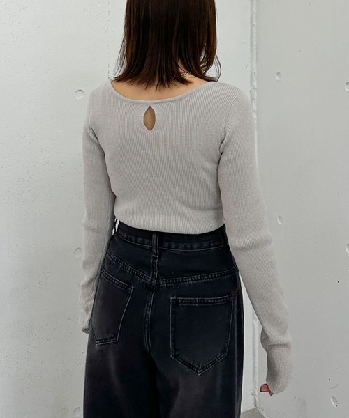 archives（アルシーヴ）の「２ｗａｙホールリブニットプルオーバー（ニット/セーター・レディース・グレー/イエロー/アイボリー/ブラック・MEDIUM）」の8枚目の写真