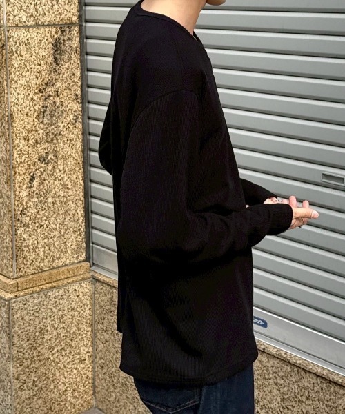 Chikashitsu +(チカシツプラス)の「【Chikashitsu +】front hook long sleeve knit / 【チカシツプラス】フロントフック長袖ニット(ニット/セーター・メンズ・ブラウン/アイボリー/チャコール/ブラック・ONE SIZE)」の13枚目の写真