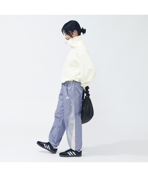 adidas(アディダス)の「アディダス adidas Luxflow アクティブ ルーズフィット スペーサー ハーフジップ プルオーバー(スウェット・レディース・ライラック/オフホワイト/ダークグレー・XL/S/M/L)」の9枚目の写真