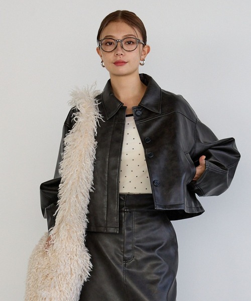 BAYFLOW（ベイフロー）の「[WEB限定／セットアップ対応]フェイクレザージャケット（ブルゾン・レディース・オフホワイト/ブラック・FREE）」の2枚目の写真