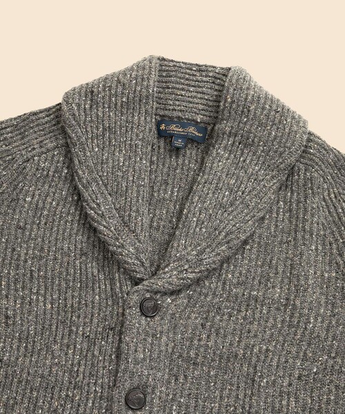 BROOKS BROTHERS（ブルックスブラザーズ）の「ドネガルウール　ショールカラー　カーディガン（カーディガン/ボレロ・メンズ・グレー/ライトベージュ・SMALL/LARGE/MEDIUM/X-LARGE）」の3枚目の写真