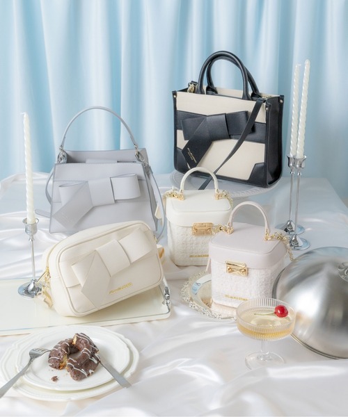 JILL by JILL STUART(ジルバイジルスチュアート)の「◇スクエアバニティ(ショルダーバッグ・レディース・ホワイト/ピンク/ブラック・FREE)」の4枚目の写真